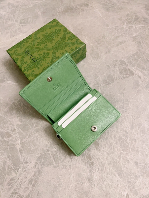 グッチ財布 レプリカ内部構造